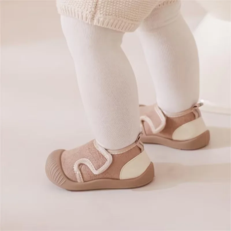 ฤดูหนาวฤดูใบไม้ร่วงเด็กวัยหัดเดินเด็ก Soft Sole Plush หลายสีรองเท้า Anti-Skid กลางแจ้ง Casual รองเท้าเด็กรองเท้าผ้าใบ