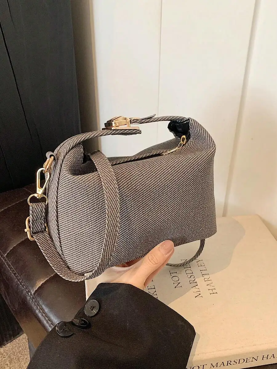 

Серая текстурированная сумка-тоут с регулируемым ремнем, из искусственной кожи, на молнии