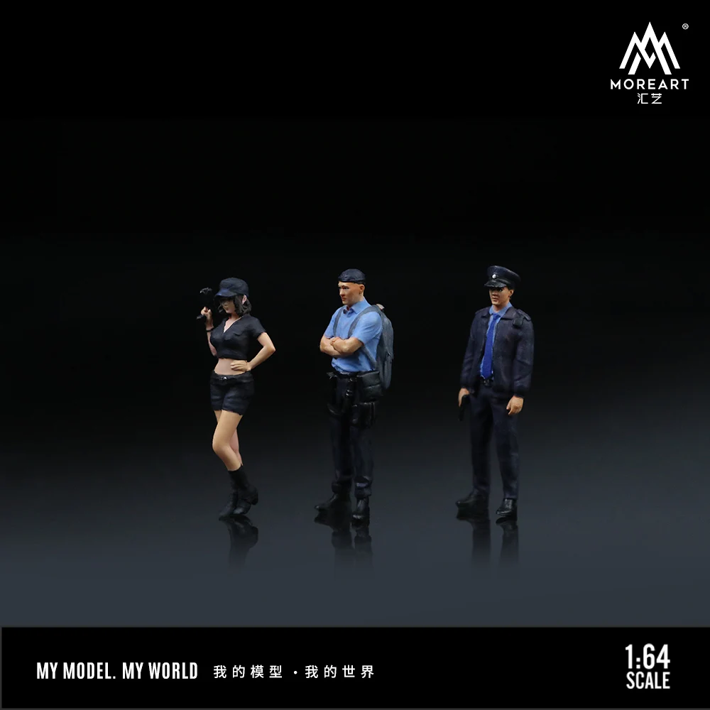 MoreArt 1:64 Police Male and Female Figures Resin Set
