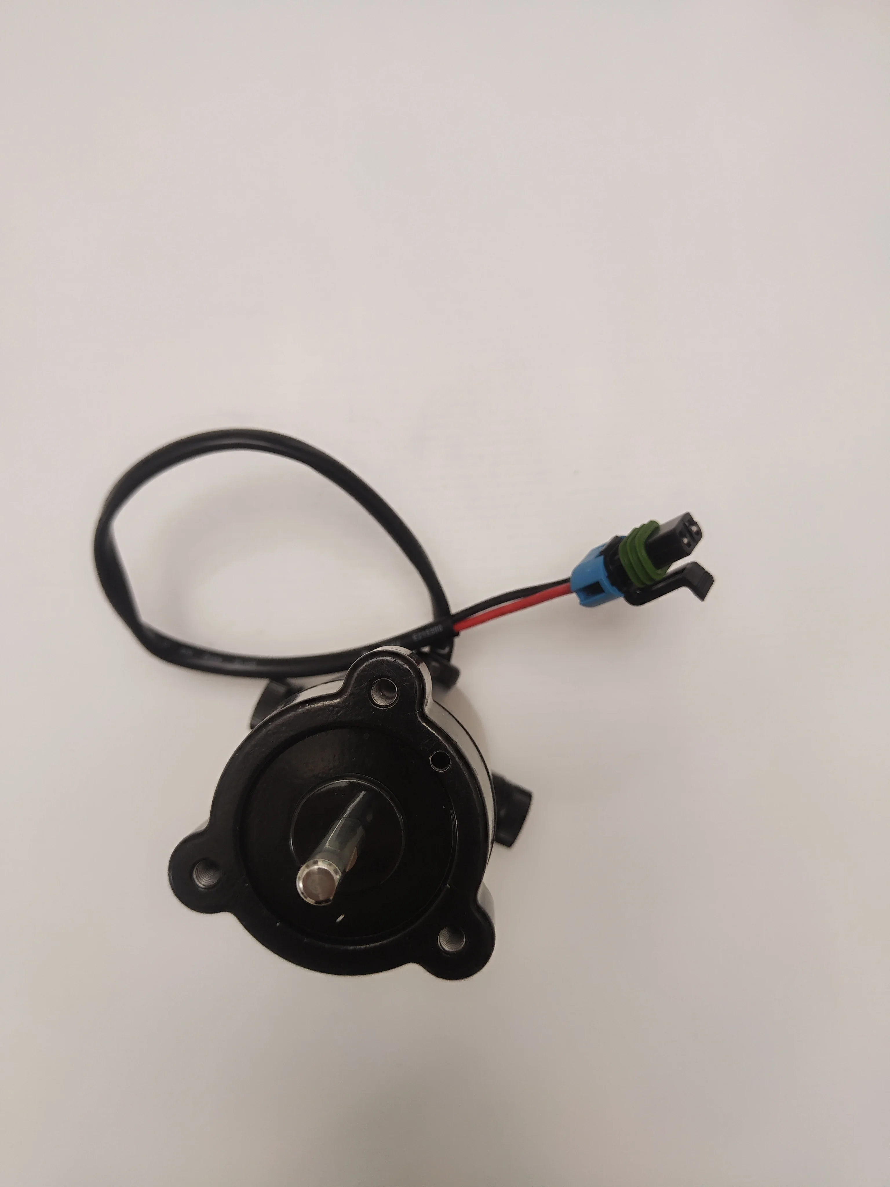 แรงดันไฟฟ้า 24v มอเตอร์พัดลมคอนเดนเซอร์ มอเตอร์พัดลมสำหรับมอเตอร์พัดลมขนาดเล็กคอนเดนเซอร์