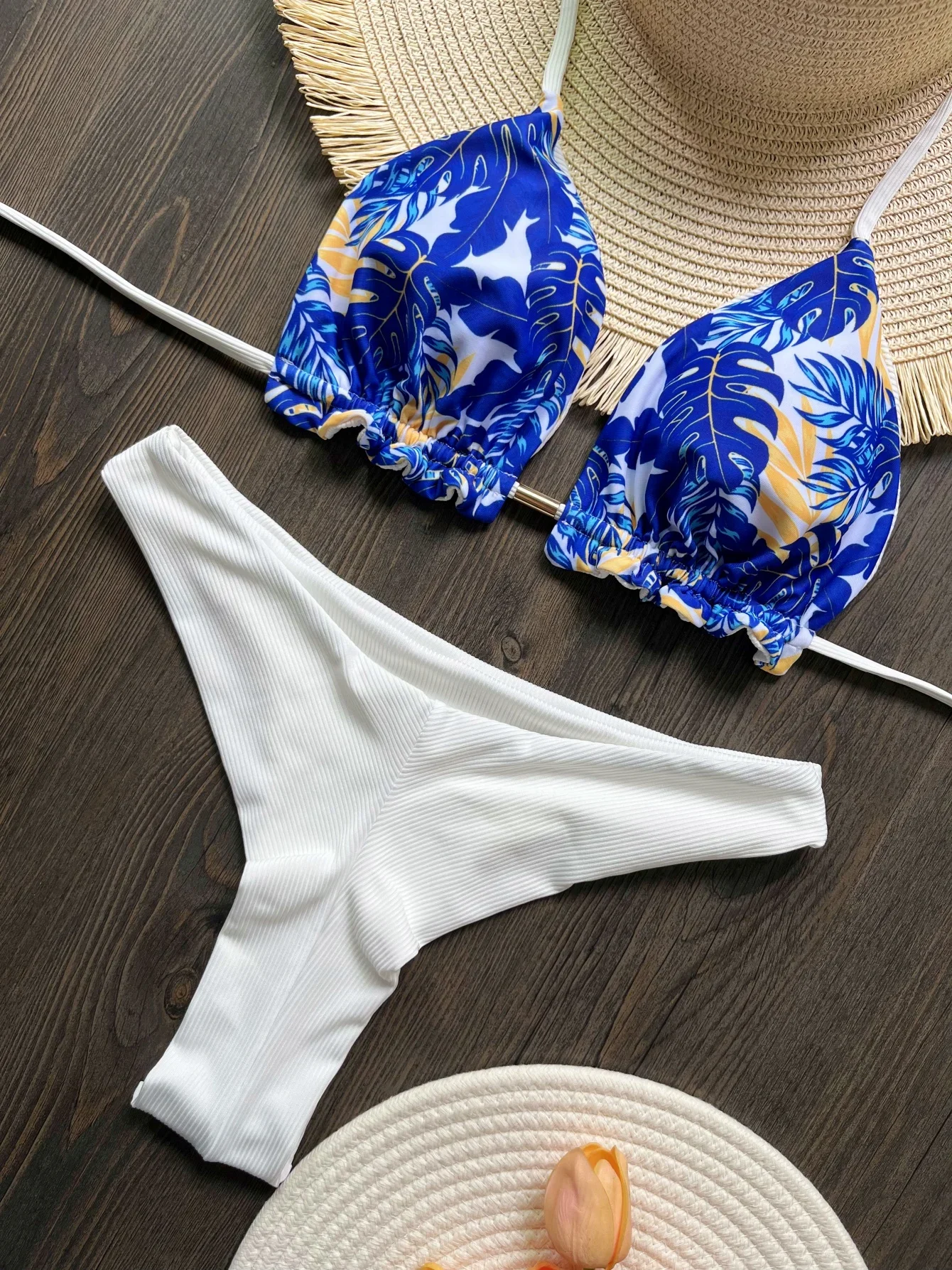 Leaves Printed Halter High Leg Cut Bikini Women Swimwear Female Swimsuit Two-pieces Bikini set Bather Bathing Suit Swim