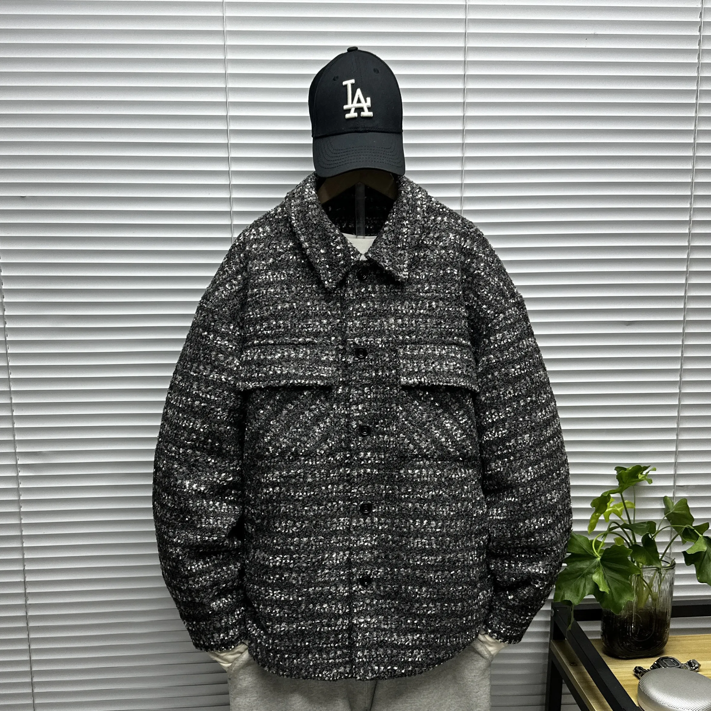 

Мужское зимнее шерстяное пальто нового стиля, легкий пуховик, повседневный модный пуховик с наполнителем из 90% утиного пуха, длинный рукав, на молнии...