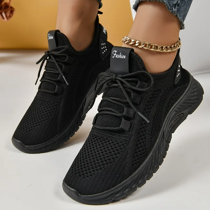 Ladies knitted sports shoes lightweight lace-up low-cut running and tennis sports shoes breathable holiday fitness sports shoes.