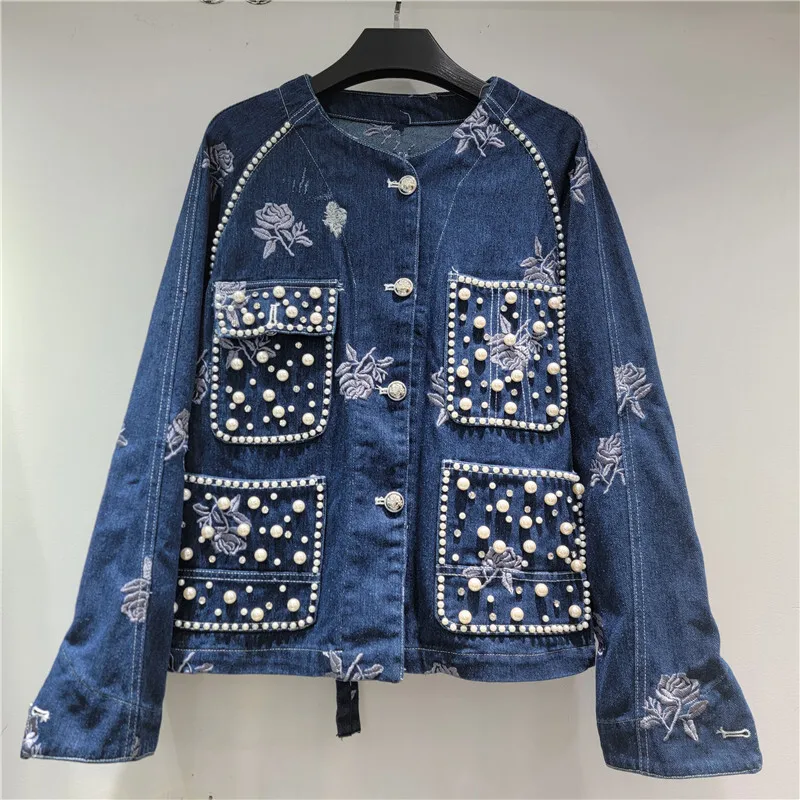 WTHT ผู้หญิงอินเทรนด์เย็บปักถักร้อยดอกไม้ Spliced Pearl DENIM แจ็คเก็ต 2025 ฤดูใบไม้ร่วงแขนยาวหลวมหญิง 1LS2221