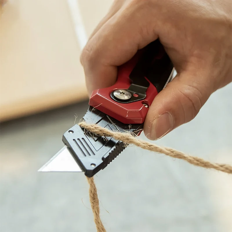 Folding Utility Knife Box Cutter 3-Position Blades Blade Storage Design With Extra 3 Blades Box Knife For Cartons Hand Tools