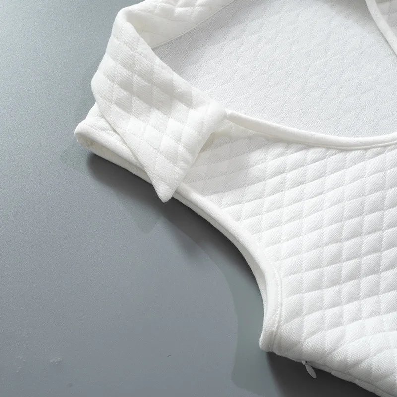 أزياء المرأة بلا أكمام الورك التفاف حول نمط جديد أزياء مبطن طوق سليم صالح عالية الخصر Bodycon اللباس