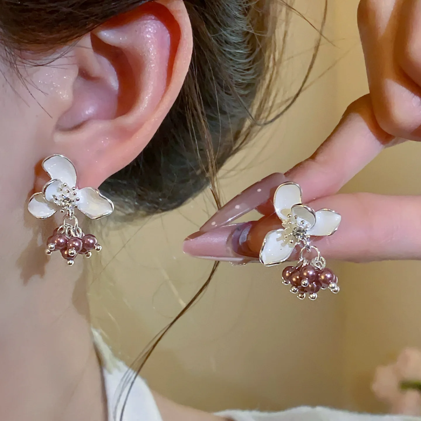 Sweet Purple Pearl Grape Beads Tassel Earrings For Women Simple Fashion Flower Clusters Stud Earrings Casual Party Jewelry Gift