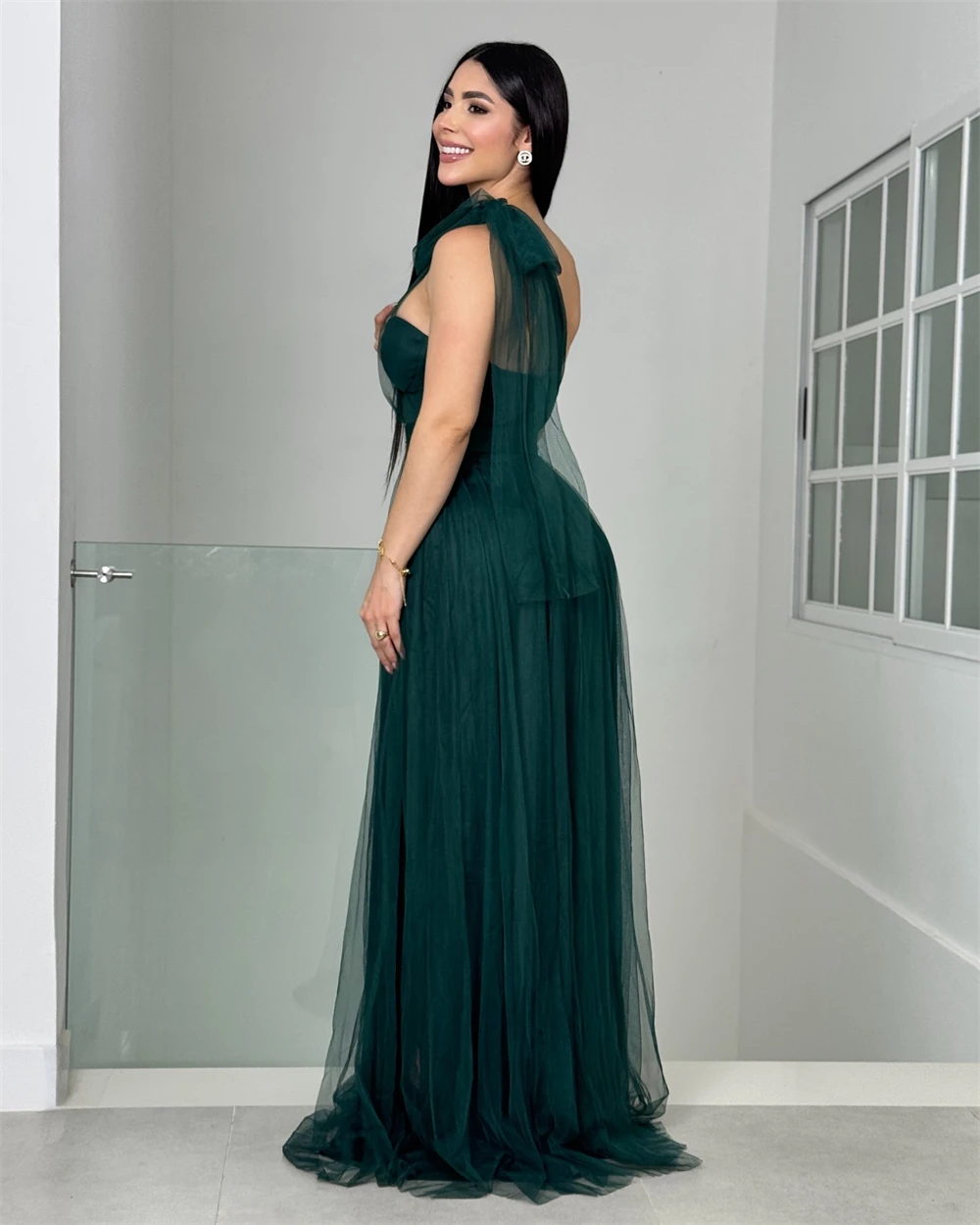 

Customized High Quality Black Tulle Evening Dress Graceful One Shoulder Prom Dress Fashion Sweep Train Special Occasion Gowns