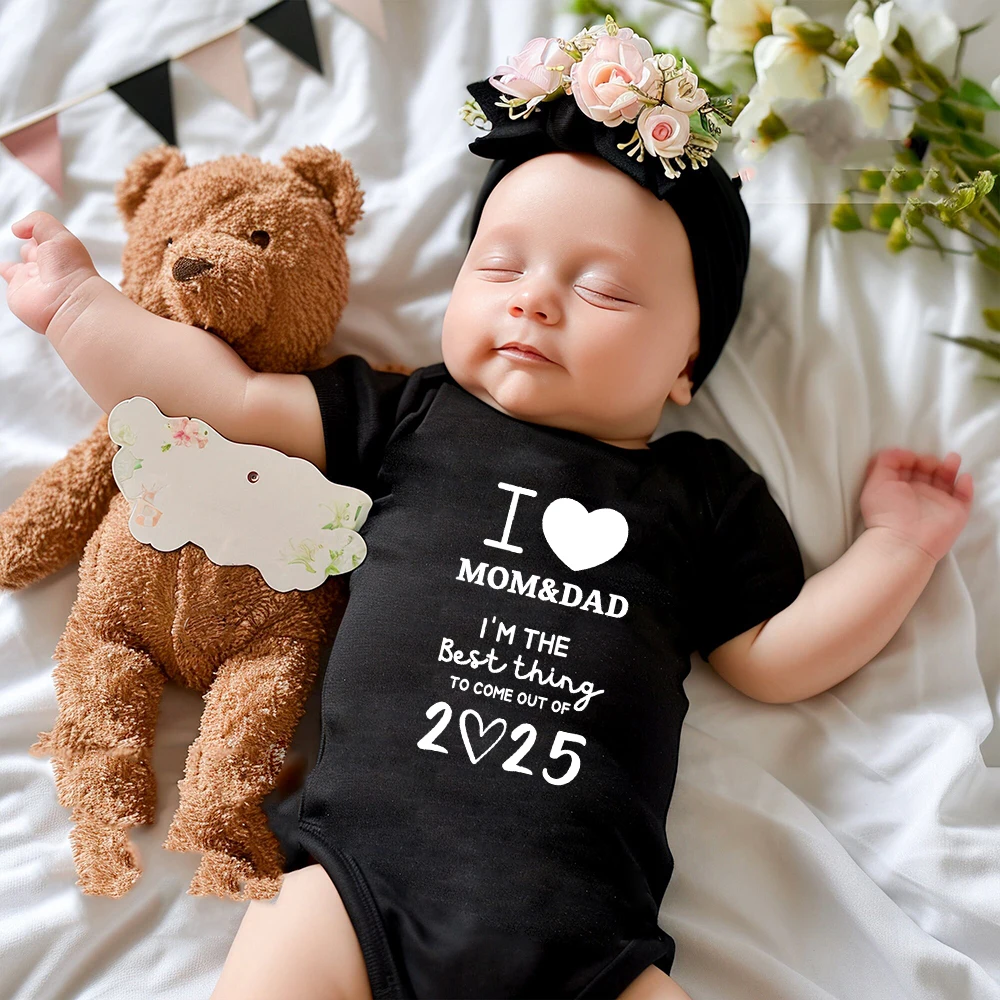 I Love Mom&dad 2025 Print Baby Romper Casual Short Sleeve Infant Bodysuit Round Neck Newborn Jumpsuit Baby Birth Gift Clothes