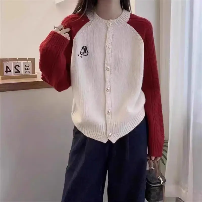 Design Inspired Soft Fashion Knited Sweater Women Tops 2024 New Spring Autumn Jacket Round Neck Splicing Knitwear Cardigan