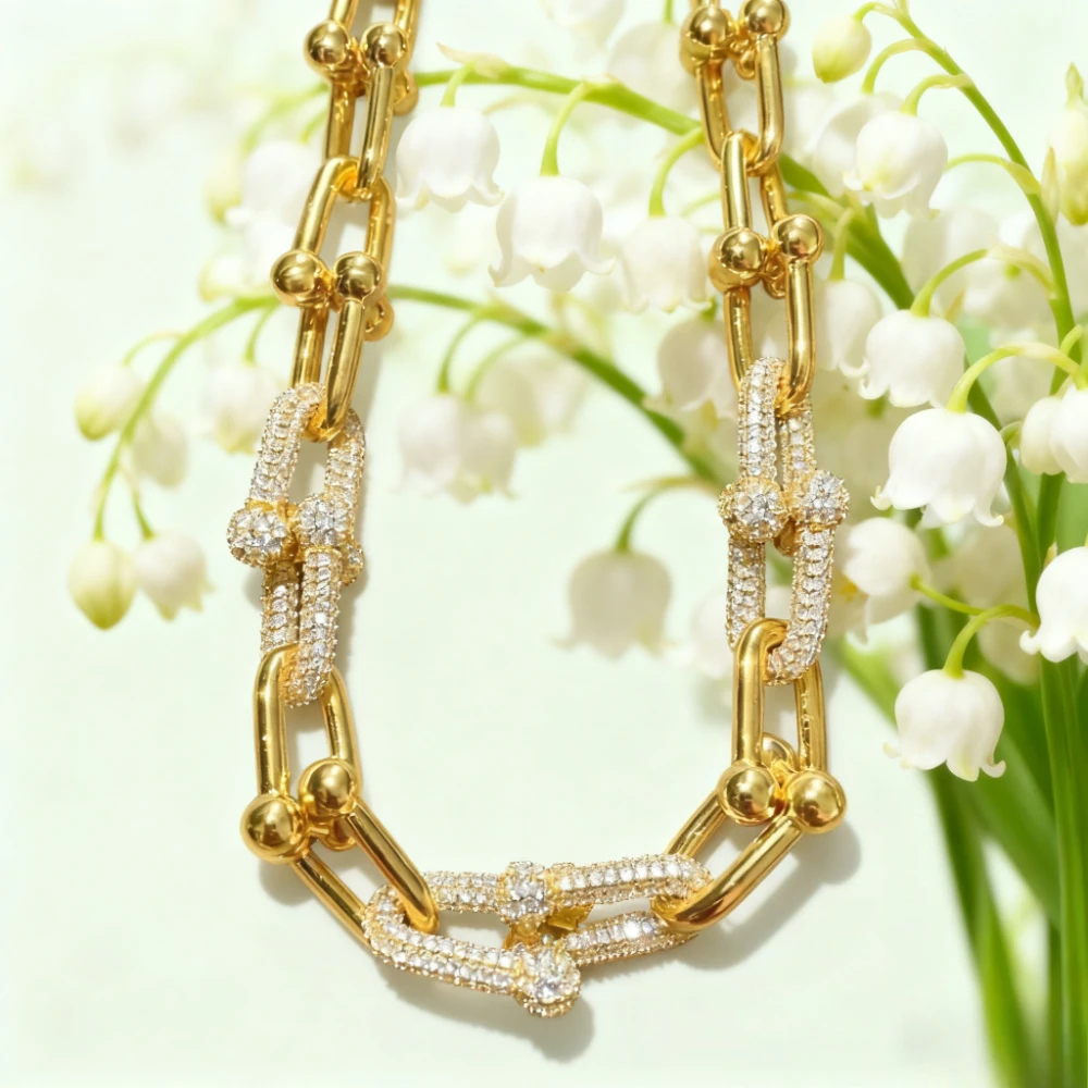 

2025 популярные модные ювелирные изделия, ювелирные изделия для женщин, длинный замок, ожерелье, кулон в стиле стим-панк, удача, золотое ожерелье с бриллиантами для вечеринки