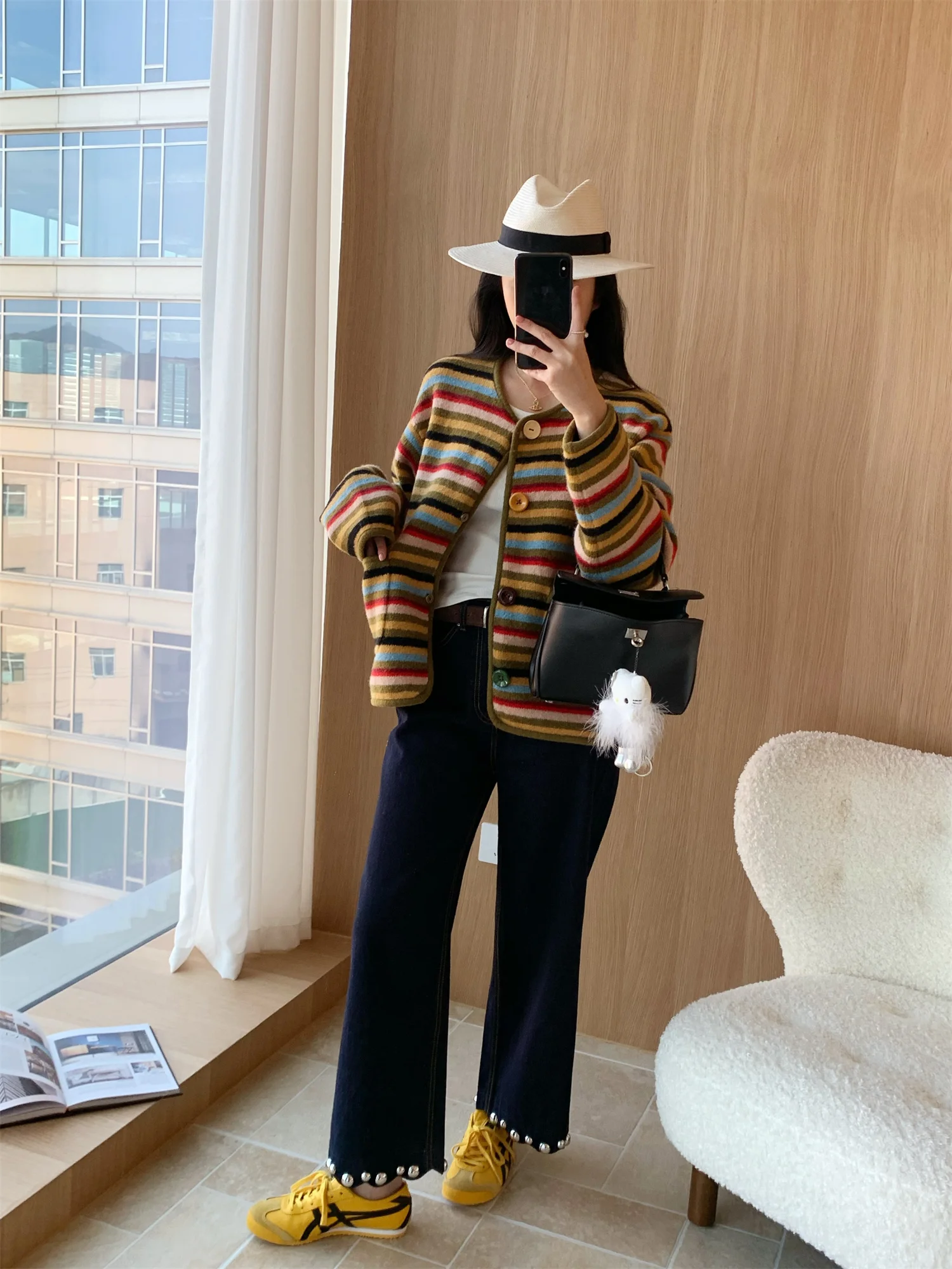 

Джинсовые шорты Indigo Rainbow Stripe с отворотами, стразами и кружевной отделкой, повседневные, весна 2025, женская мода