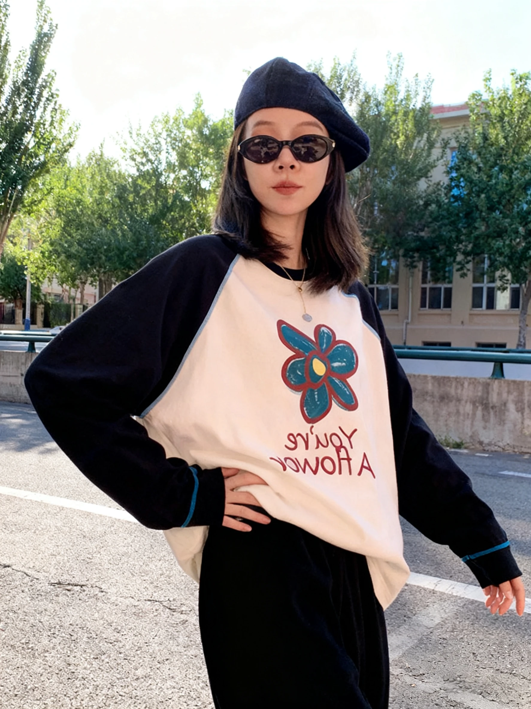 تي شيرت نسائي صيفي أساسي بأكمام طويلة من القطن بشريط مجوف وفتحة جانبية متجدد الهواء في الحرم الجامعي ملابس خفيفة للسفر للشباب بسيطة #3