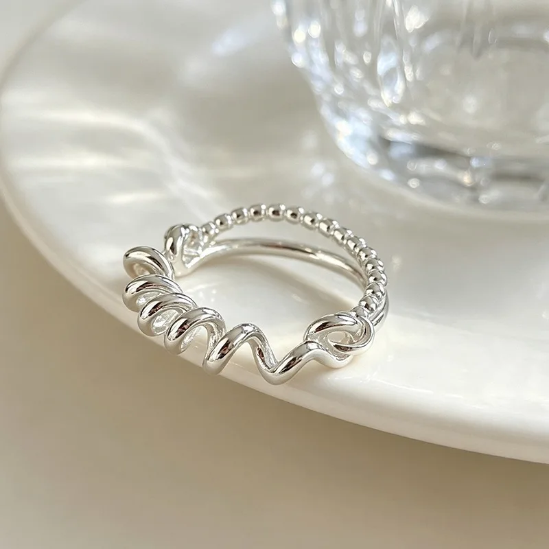 GANPUP Textur-Spiral-Twist Verstellbare Fingerringe für Frauen Kreativer Modeschmuck Neues Geschenk für Paare Party Urlaub Ring – Detail 3
