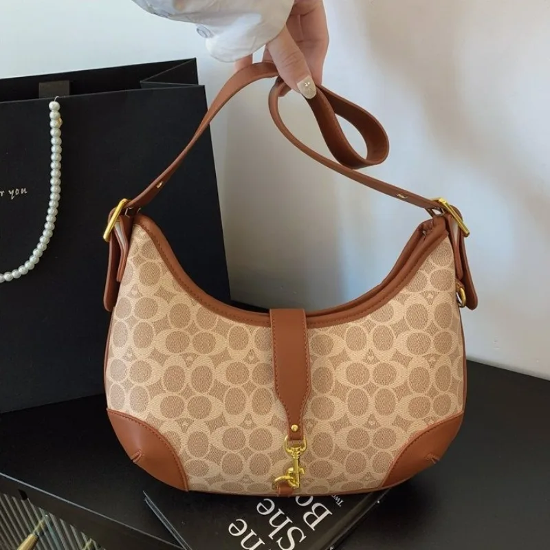 

Cute Women Handbag Boho Shoulder Bag for Shopping Travel Date Casual Fashion Trendy Chic