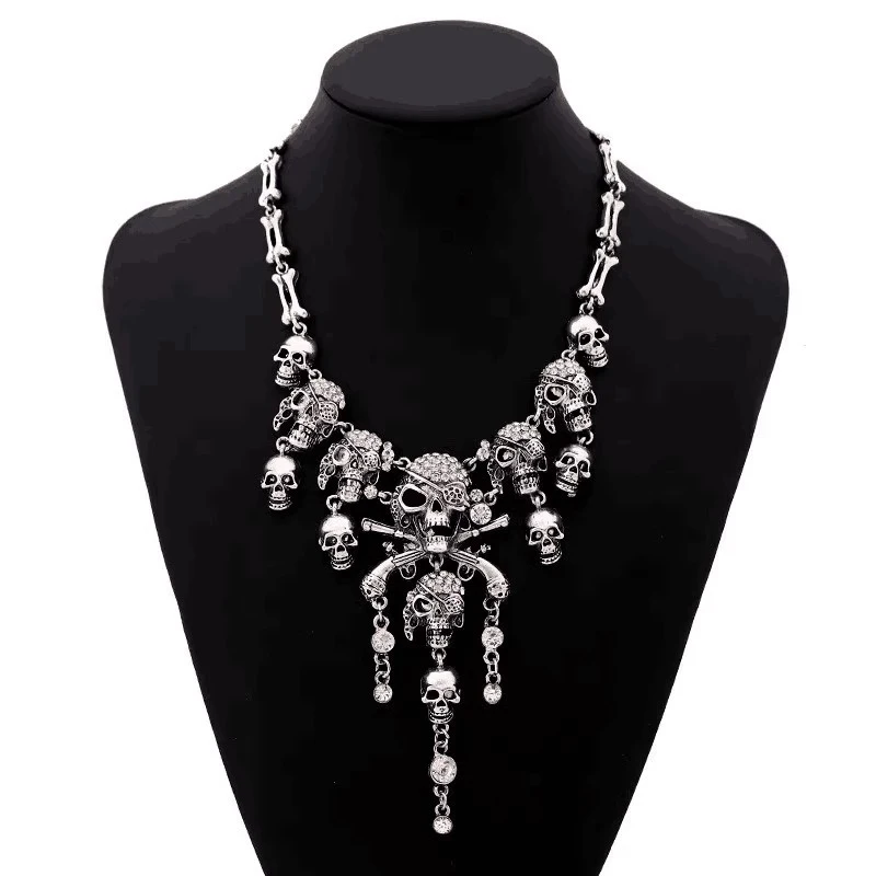 

Classic Vintage Pirate Skeleton Skull Choker Necklace Pendant For Women Men Retro Rhinestone Biker Gothic Punk Party Jewelry