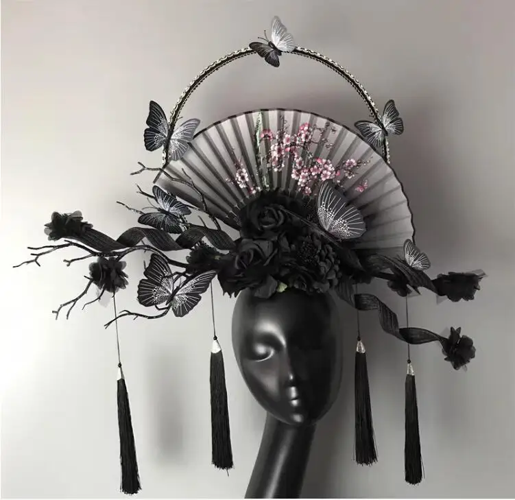 

Modern Dance Elegant Qipao Stage Model Tassel Fan Headwear