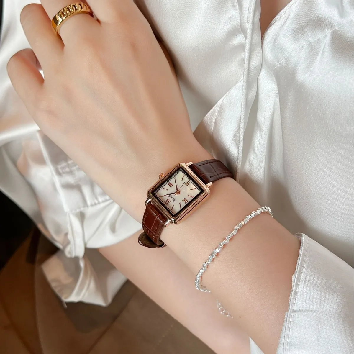 Fashion retro luxury watch for women square simple women\'s watch reloj mujer classic small square watch relojes para damas