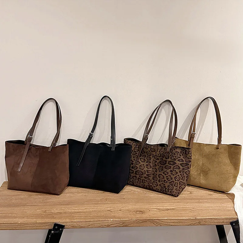 

New Autumn/Winter Suede Commuter Large-Capacity Tote Bag for Women, Casual Simple Versatile Shoulder Bag