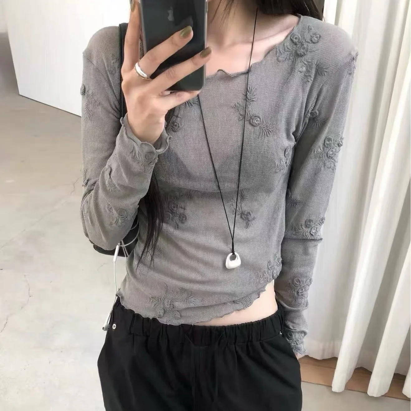 Korean Style Early Morning Thin Embroidered Base Layer Top Fashionable Versatile Ladies T-shirt Daily Wear Universal Fit