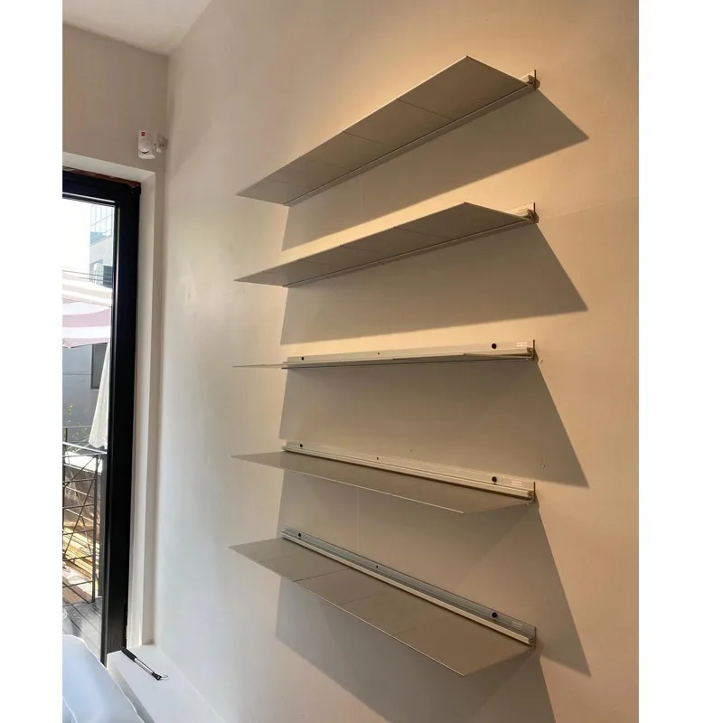 

Средневековая настенная подвесная полка из нержавеющей стали, полка с одним словом, книжная полка для гостиной, фоновая настенная декоративная витрина