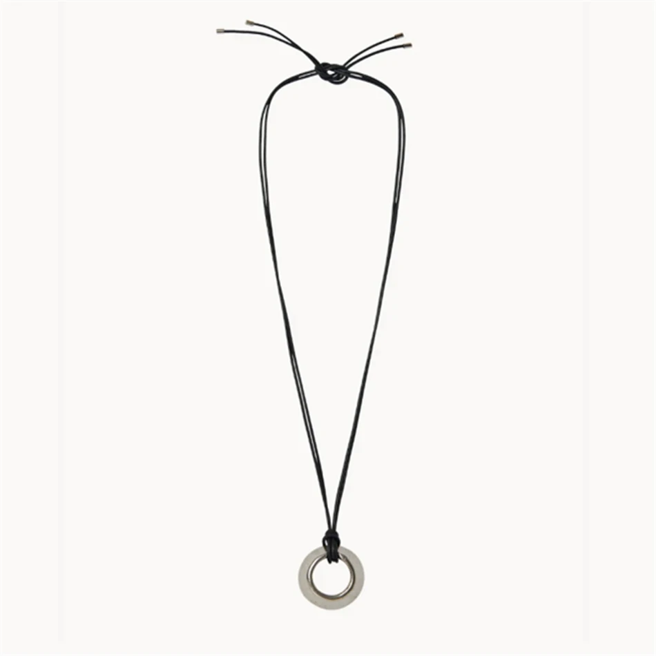 

T*r Pendant Bronze Necklace High Quality Circular Pendant Necklace Beveled Edges And Leather Rope Women's Jewelry Accessories