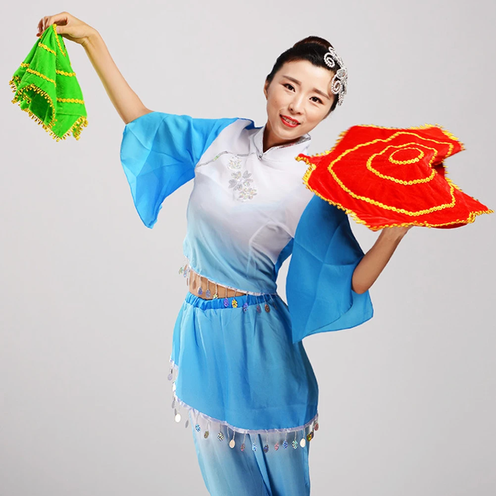 

2 Pcs Red Dance H kerchief Performance Towel Women Rotating Stage Prop Chinese Pleuche Reusable Lightweight Sequin