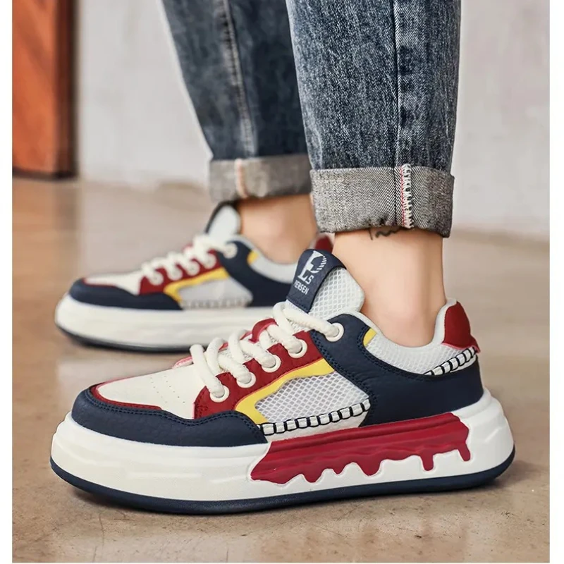 

Men's new high-end suction film thick soled casual shoes are fashionable, comfortable, and versatile