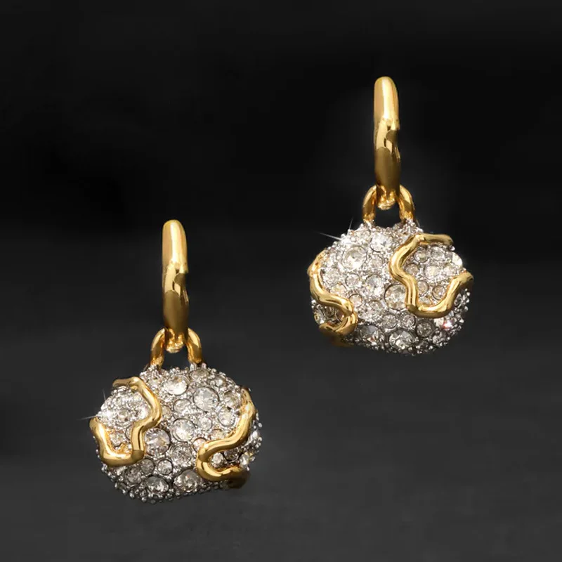 

Irregular Sphere Rhinestone Earrings for Women Retro Luxury Exquisite Asymmetrical Statement Jewelry for Banquets