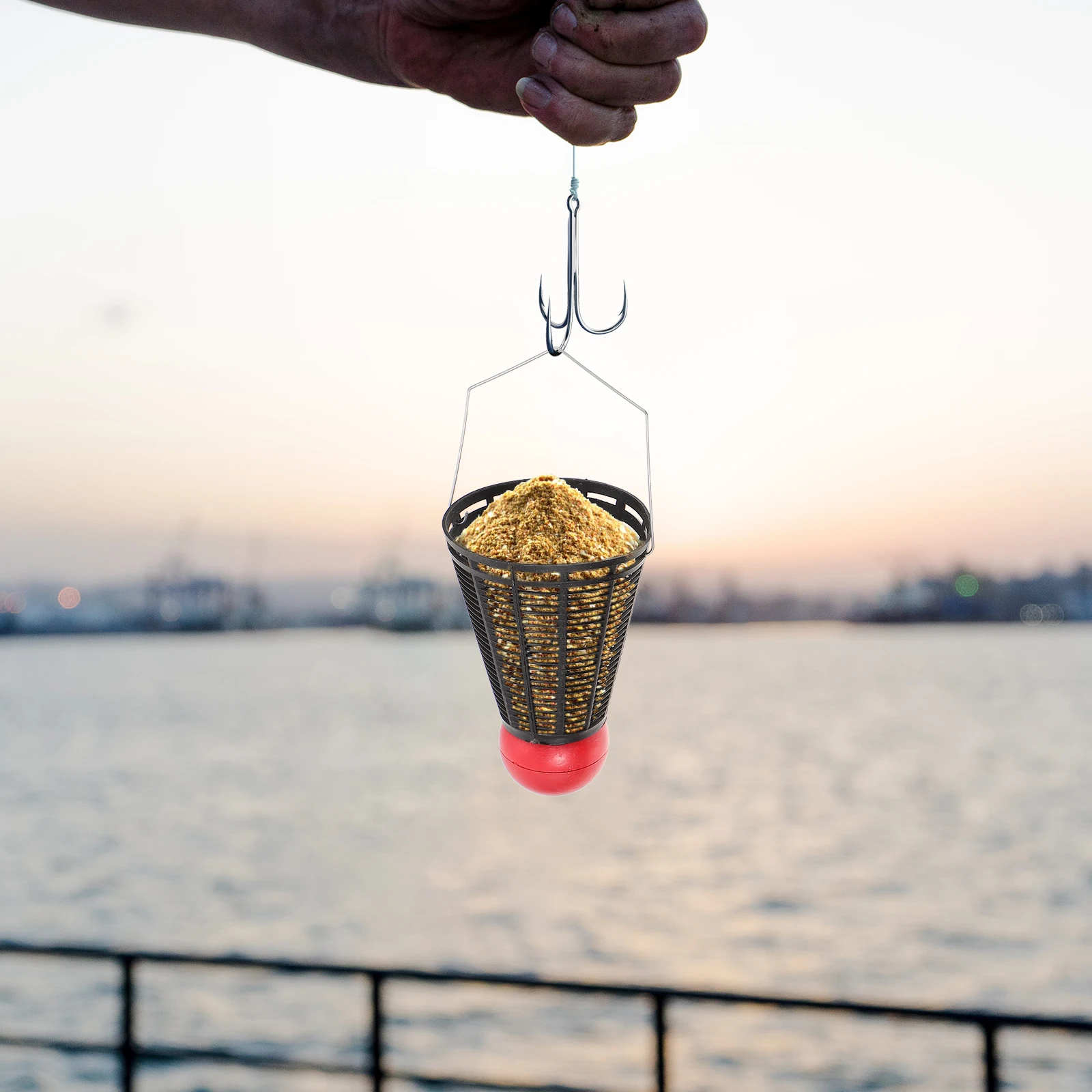 

3pcs Fishing Bait Cages Durable Plastic Lightweight Design Easy to Use Outdoor Fishing Accessory Lobster Trap Tool