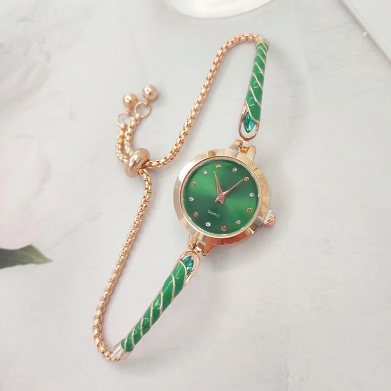 ساعات نسائية حزام قابل للتعديل مجاني خفيف فاخر مطعمة ساعة نسائية موضة كوارتز سوار ساعة اليد Reloj Mujer