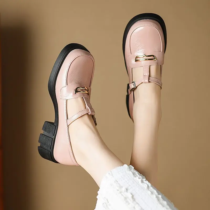 

Girseaby 2025 Sweet Women Pumps Round Toe Thick Heels T-strap Metal Decoration Plus Size 41 42 43 Soft Mary Janes Daily Shoes