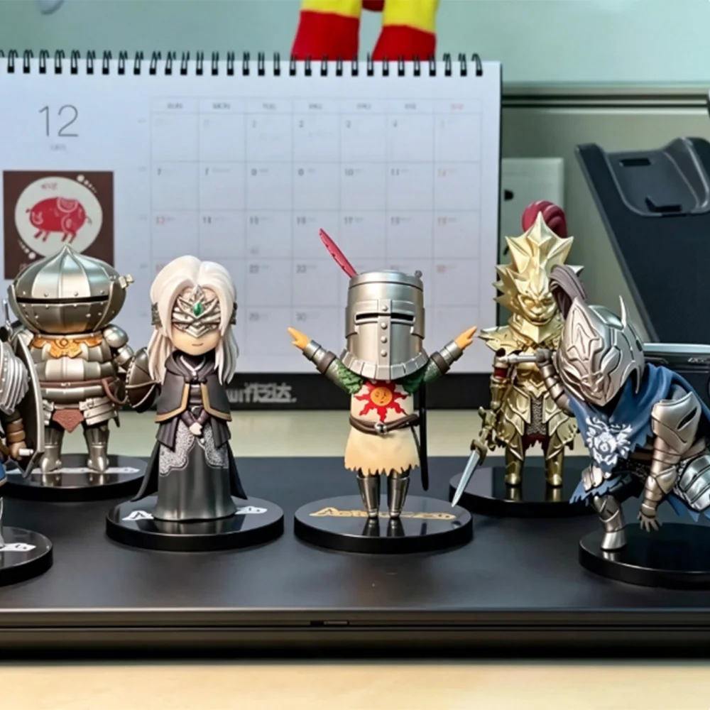 Dark Souls Figure Solaire Siegmeyer Oscar Ornstein Artorias Action Figure Pvc Statue Collection Model view 6