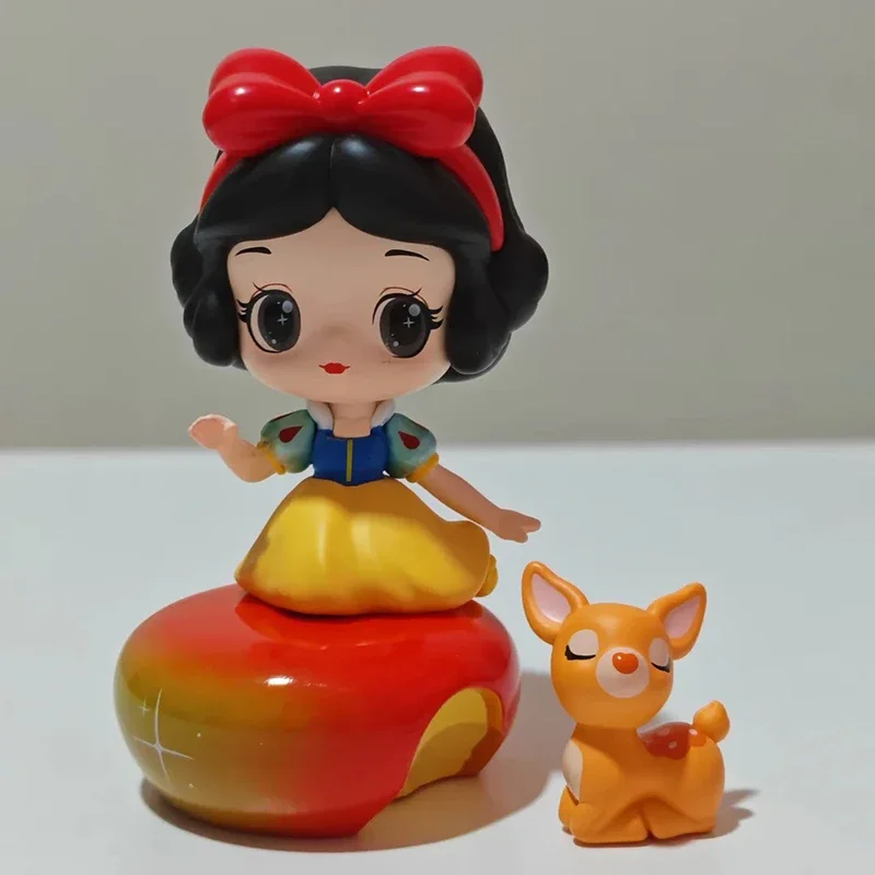 Disney Princess Fairy Town Series Blind Box Cute Snow White Petunia Ariel Mystery Box Decor Mini Princess Toy Girl Surprise Gift