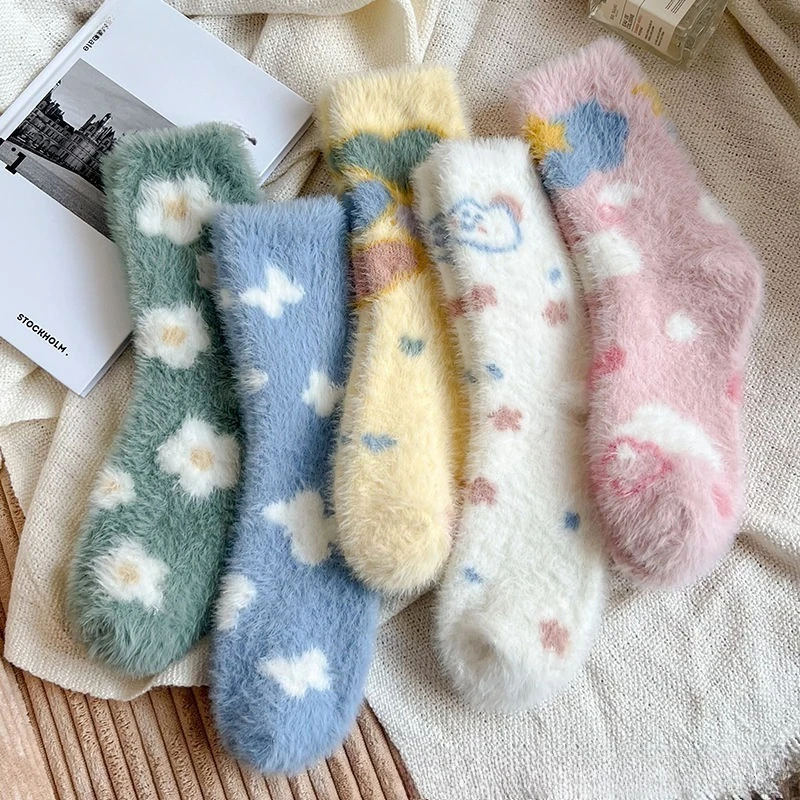 5足組 漫画柄ミンクファー 暖かくて厚い 可愛い レディース ミッドチューブソックス 冬用 ガールズ カジュアルで快適な レディース スリープソックス