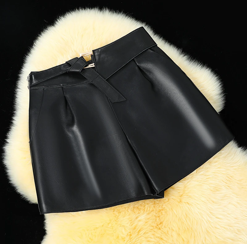 

Versatile Commuter Lady Asymmetric Regular Wool ort Pants Lamb Skin Wide Leg True Women 2025 New Loose Autumn Counter Season