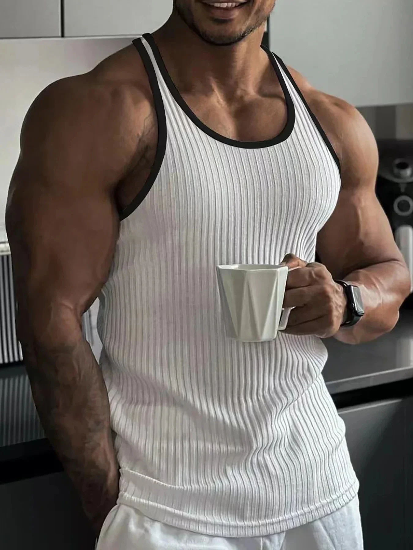 

Men's Quick-drying Elastic Fitness Wear Gym Running Slim Vertical Stripes Sleeveless Fashion Summer New