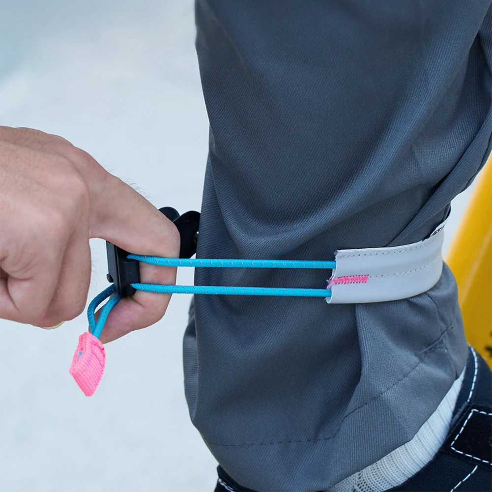 反射バイクパンツストラップ高視認性サイクリングパンツカフバンド夜間ウォーキングサイクリングランニング用のサイクリング安全バンド