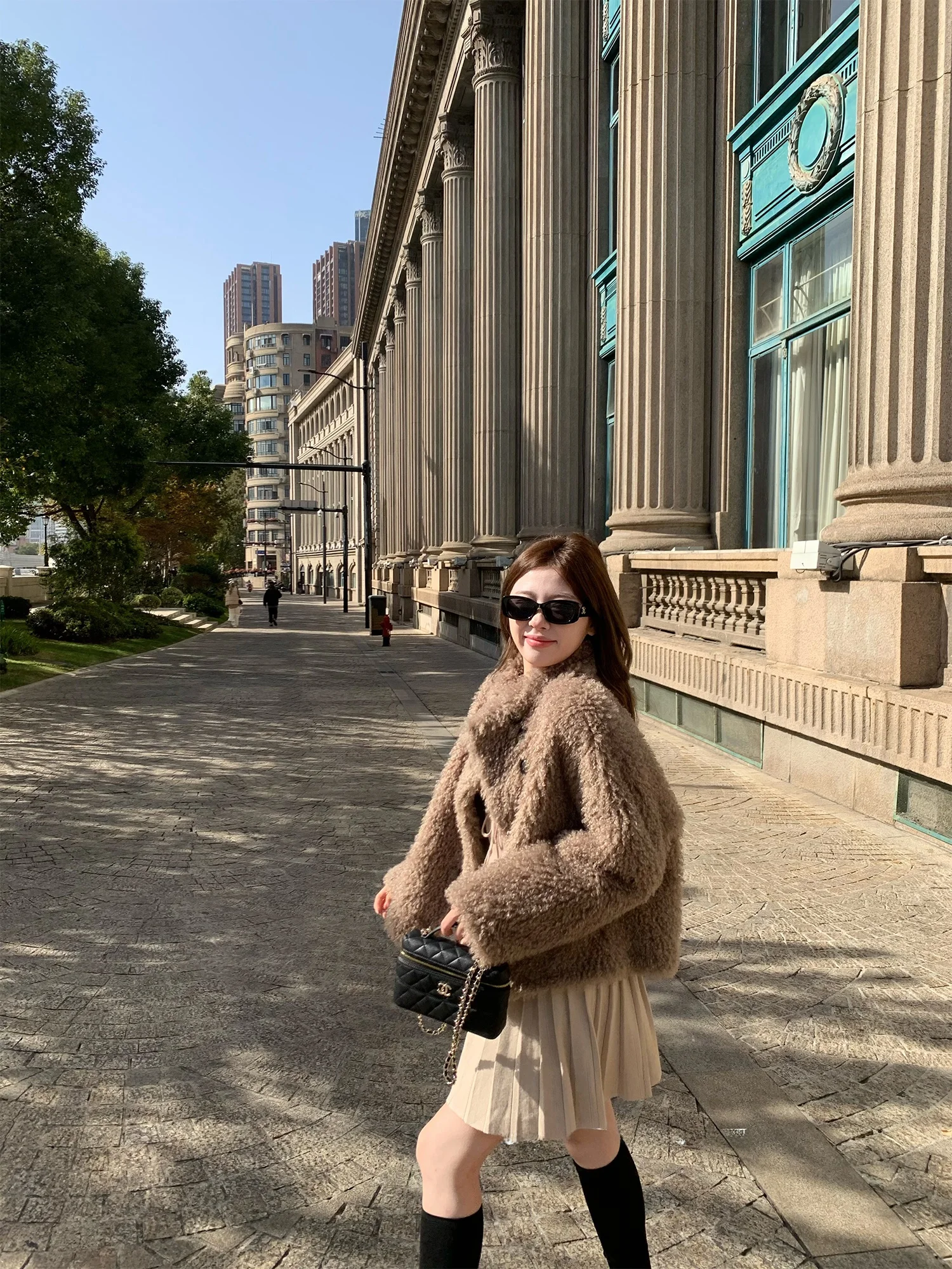 

Карамельно-коричневое пальто из овечьей шерсти для женщин, новая зимняя коллекция, корейский стиль, высококачественное, теплое, из натурального меха, верхняя одежда