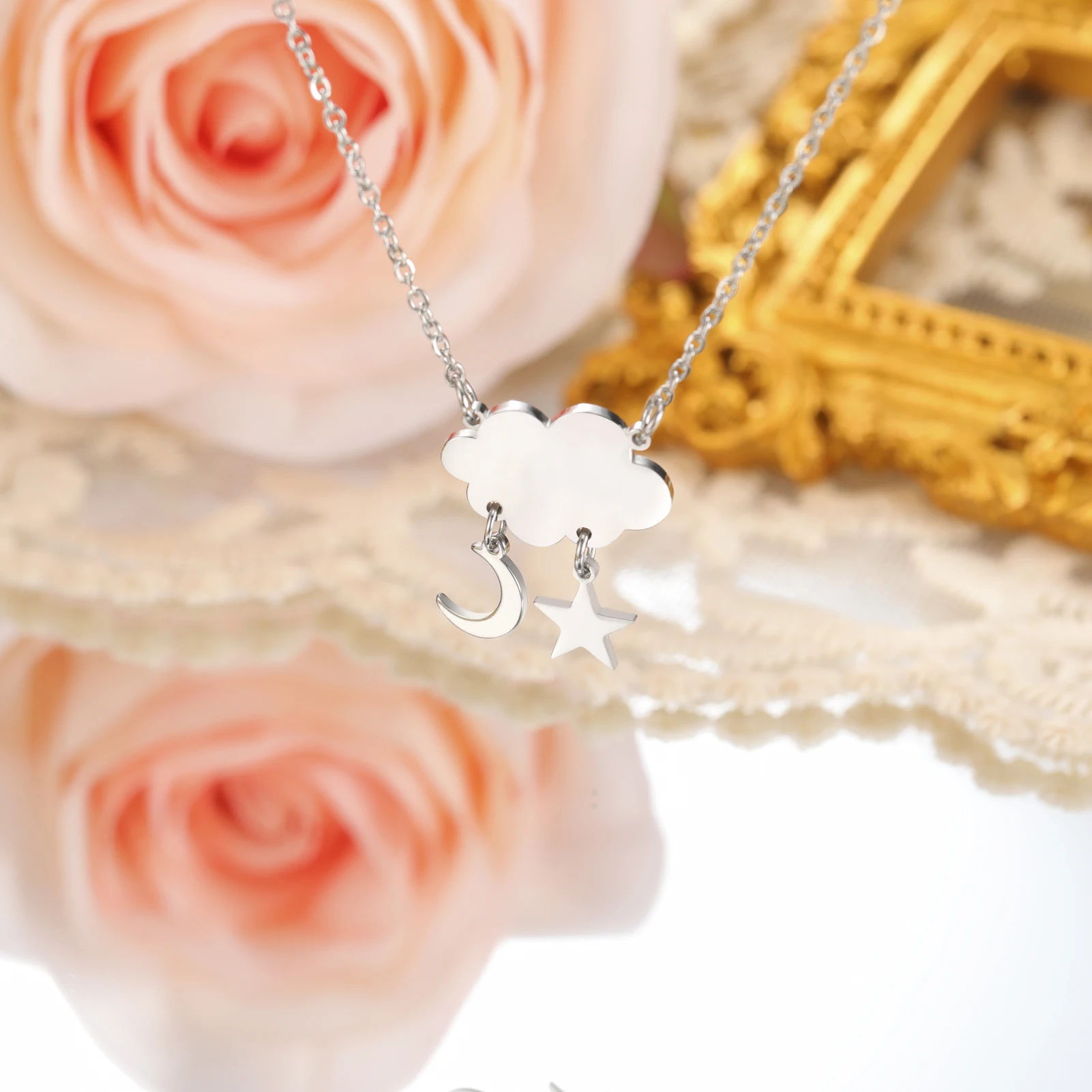 Skyrim سحابة ستار قلادة على شكل قمر قلادة الفولاذ المقاوم للصدأ السيدات والفتيات أسلوب بسيط يوم الناس الذكرى مجوهرات هدية 2025 #4