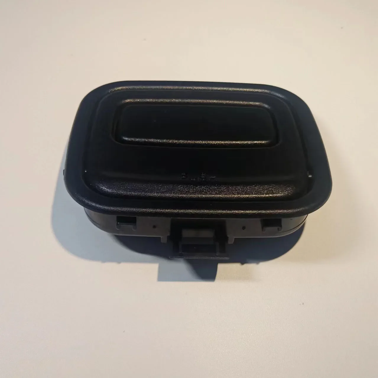 เหมาะสำหรับรถจี๊ปแกรนด์เชอโรกี Durango ที่6BE97DX9AB ปล่อยสินค้าที่พื้น