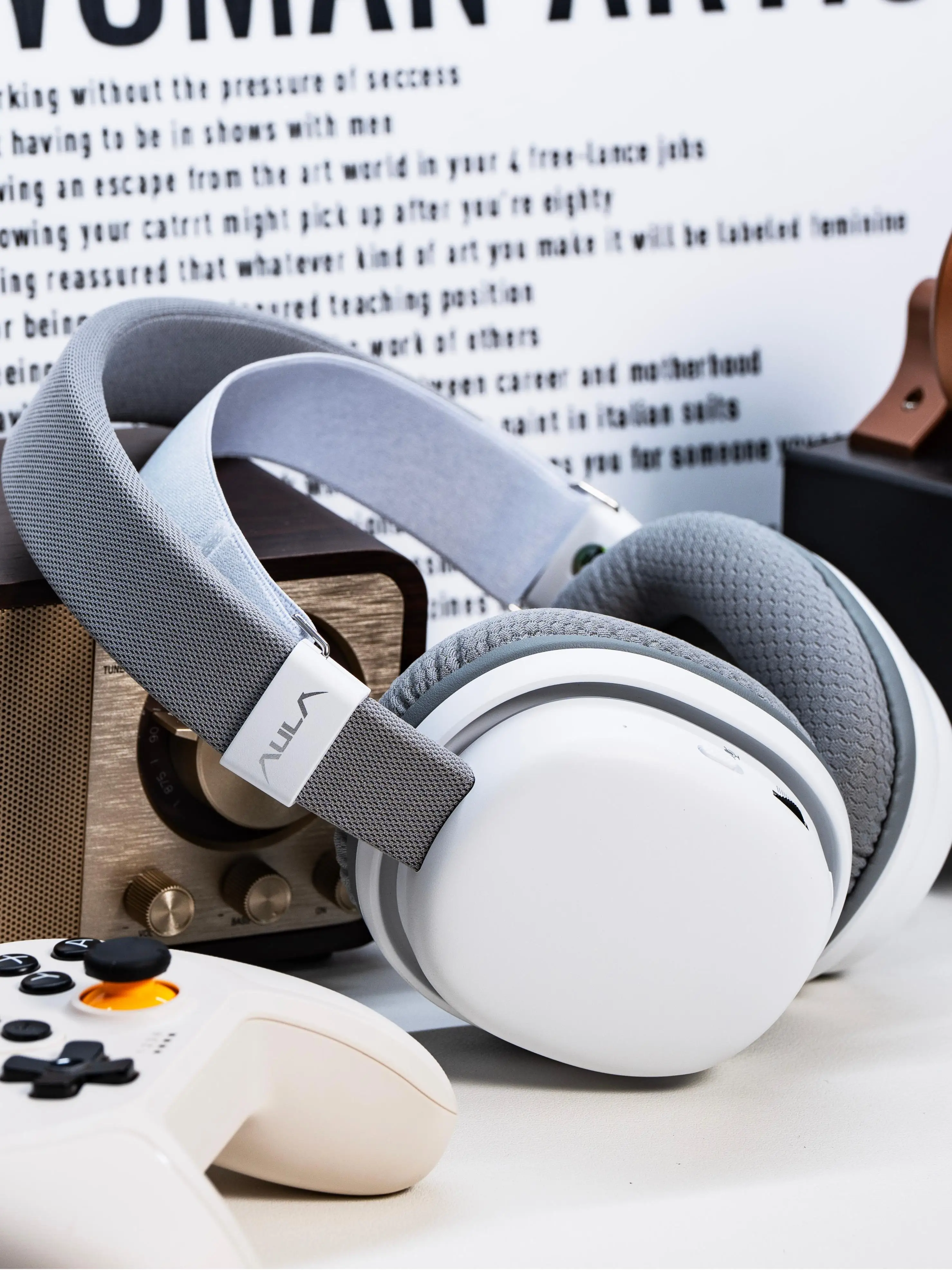 AULA G7 Wired/Bluetooth/2.4GHz Wireless Gaming Headphone with Detachable Noise Canceling Mic RGB 1000mAh for PS4/PS5/PC/Switch