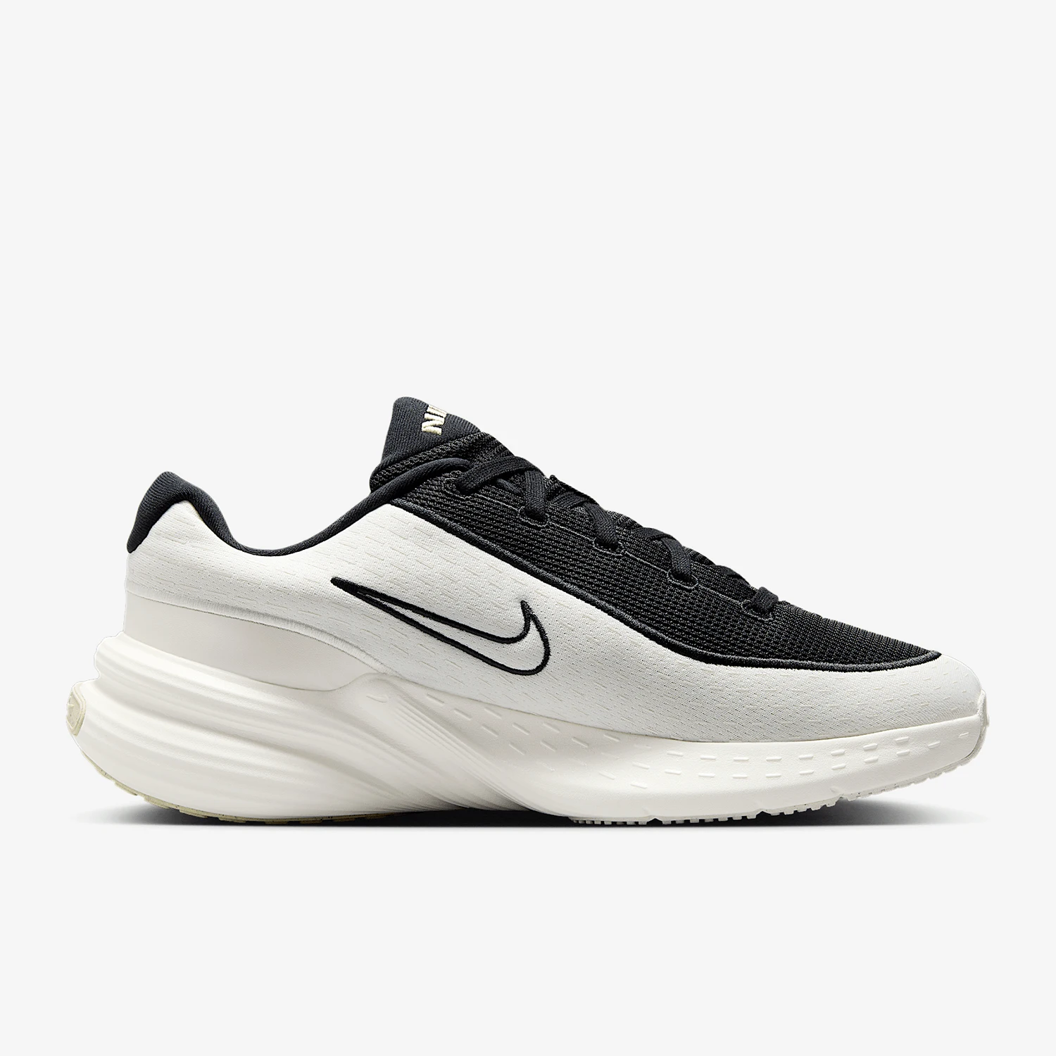 Scarpe da corsa durevoli legge - Nike Shoes Air Max 270 recensione e prezzo