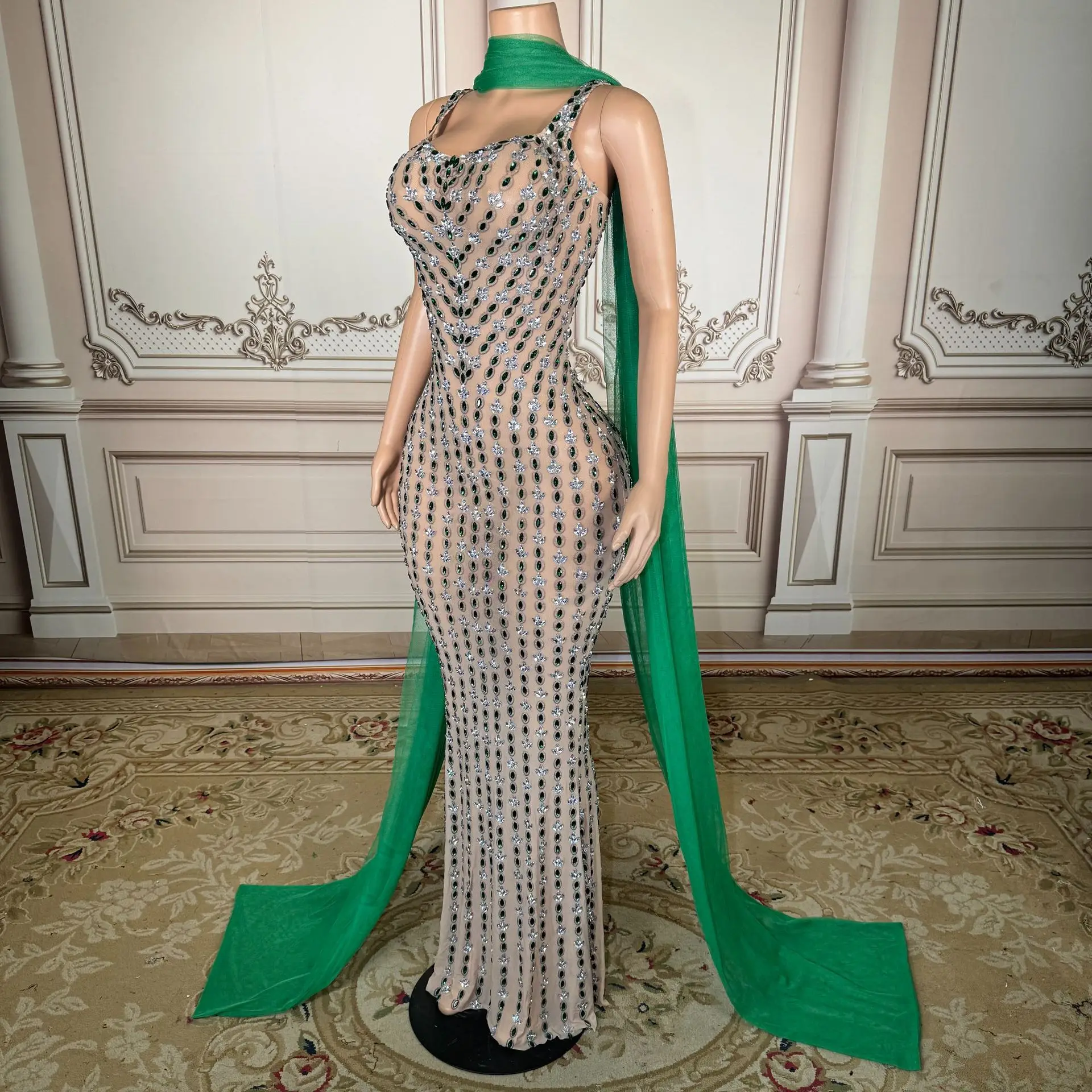 

Зеленое вечернее платье с V-образным вырезом и открытой спиной, с шарфом-накидкой, для дня рождения и показа мод