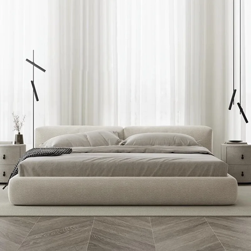 أثاث غرفة نوم فاخر خفيف كريمي فرنسي، سرير كينج من القماش الناعم والحديث والبسيط