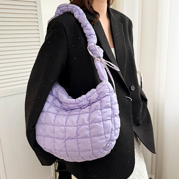 

2025 Autumn Women Shoulder Bags Nylon Pleated Shoulder Crossbody Bags Large Capacity Solid Tote Bags Travel Commuter Handbags