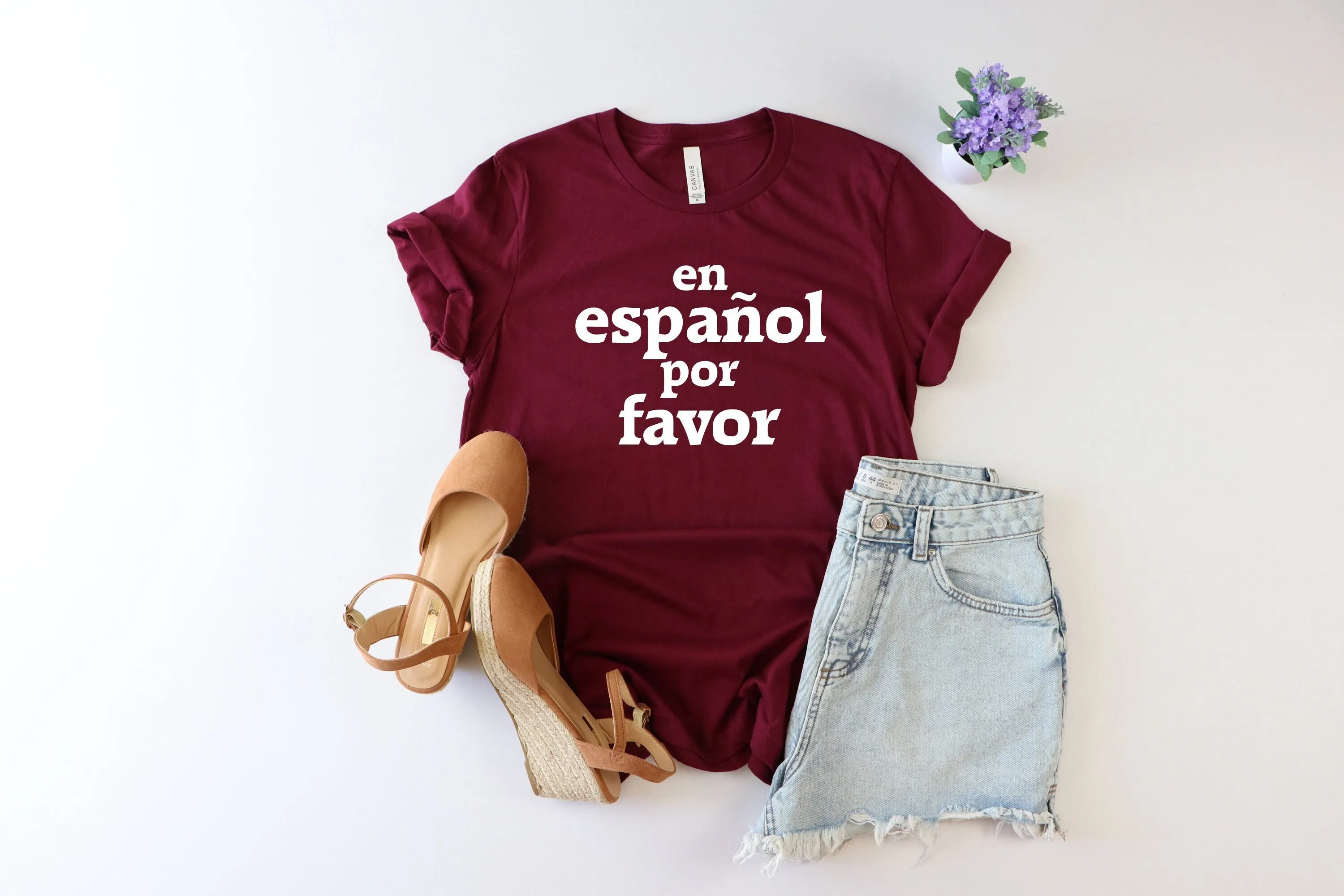 En espanol for favor Spanish T Shirt Teacher gifts Maestra