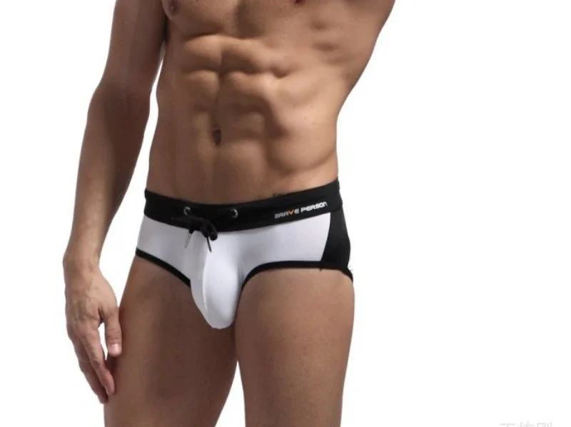 

Simple and stylish solid color seaside swimming exercise men's swimming trunks B1135
