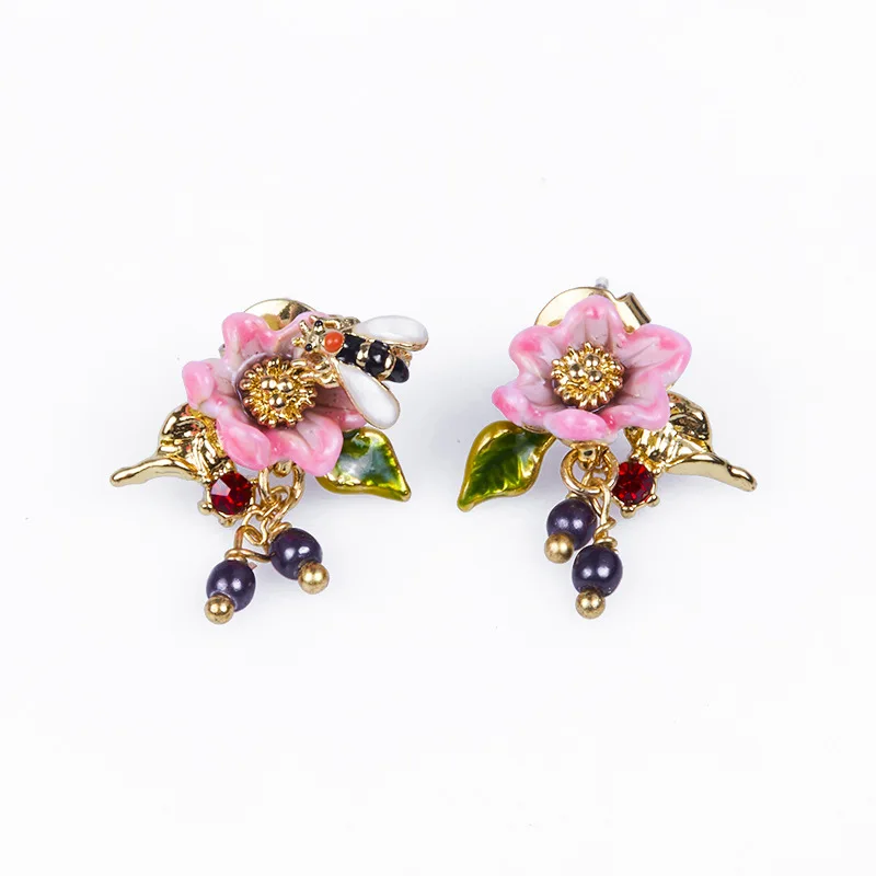 

Fashion Gorgeous Pink Lotus Enamel Flower Leaf Little Bee Sweet Elegant Stud Earrings For Women Girls Anniversary Jewelry Gifts