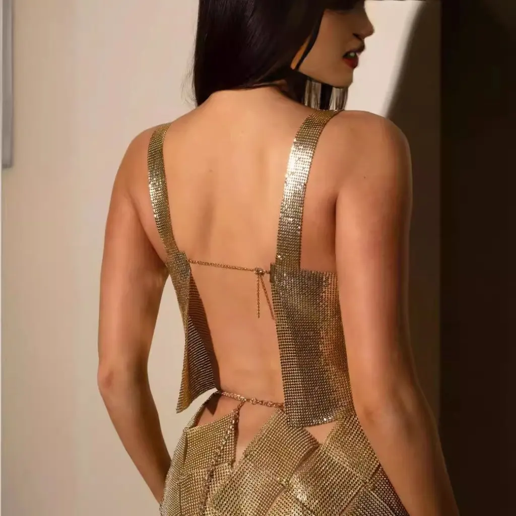 

Sexy Nightclub Backless Vest Metal Sequin Sling Handmade Collar Top for Women 2024V New Arrival Z1377